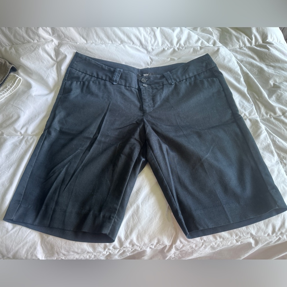 Dress shorts, Bermuda 10”